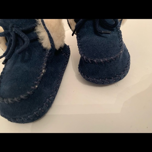 Baby ugg booties - Picture 3 of 7